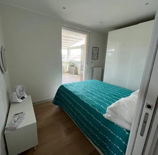Attico Panoramico Whitecate Appartement